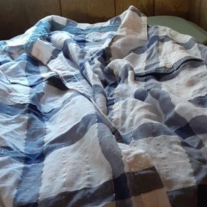 Ladies  plaid  shirt